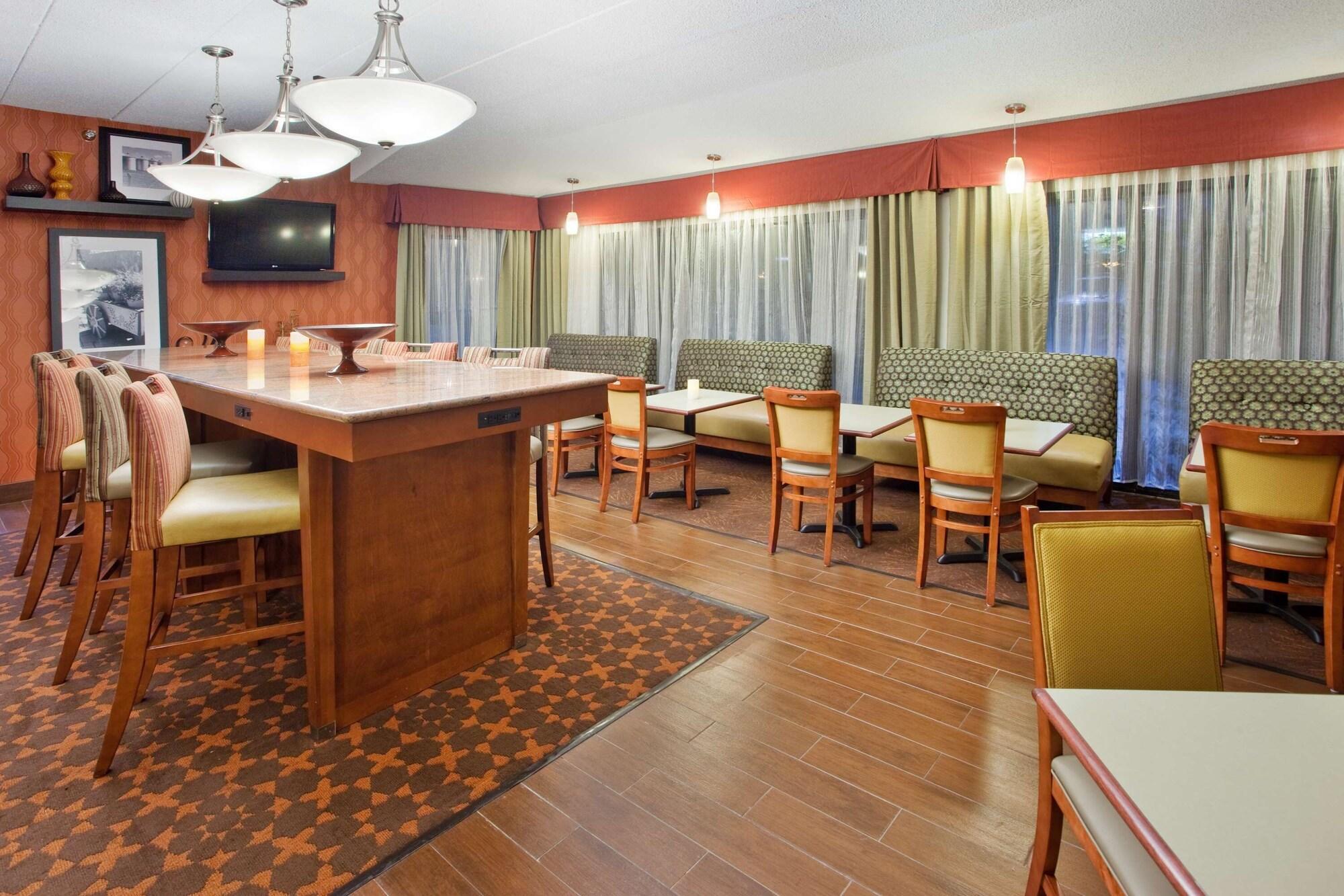 Hampton Inn Columbus-East Pickerington Buitenkant foto