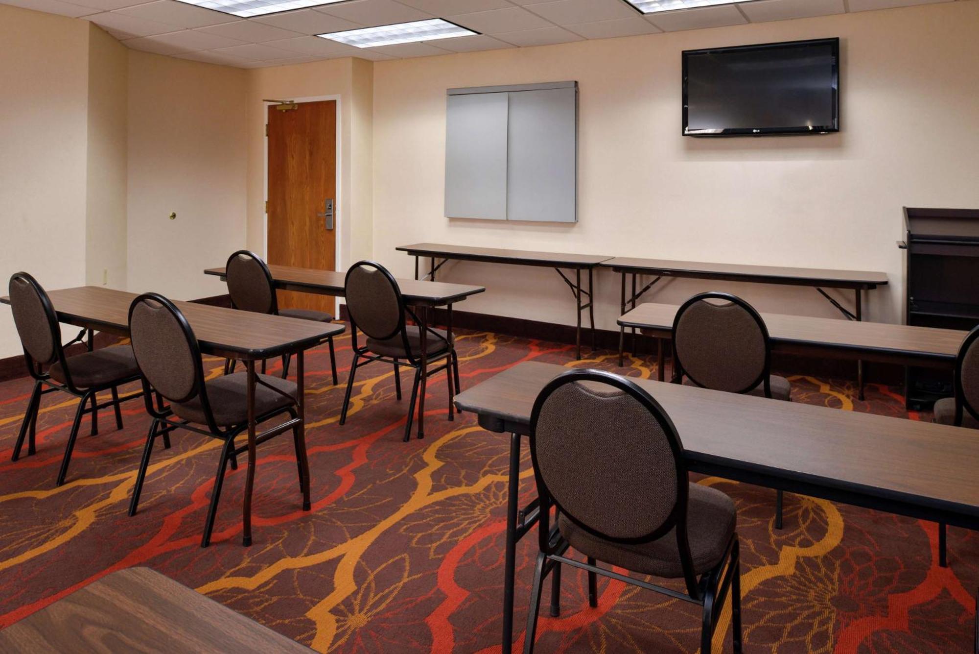 Hampton Inn Columbus-East Pickerington Buitenkant foto