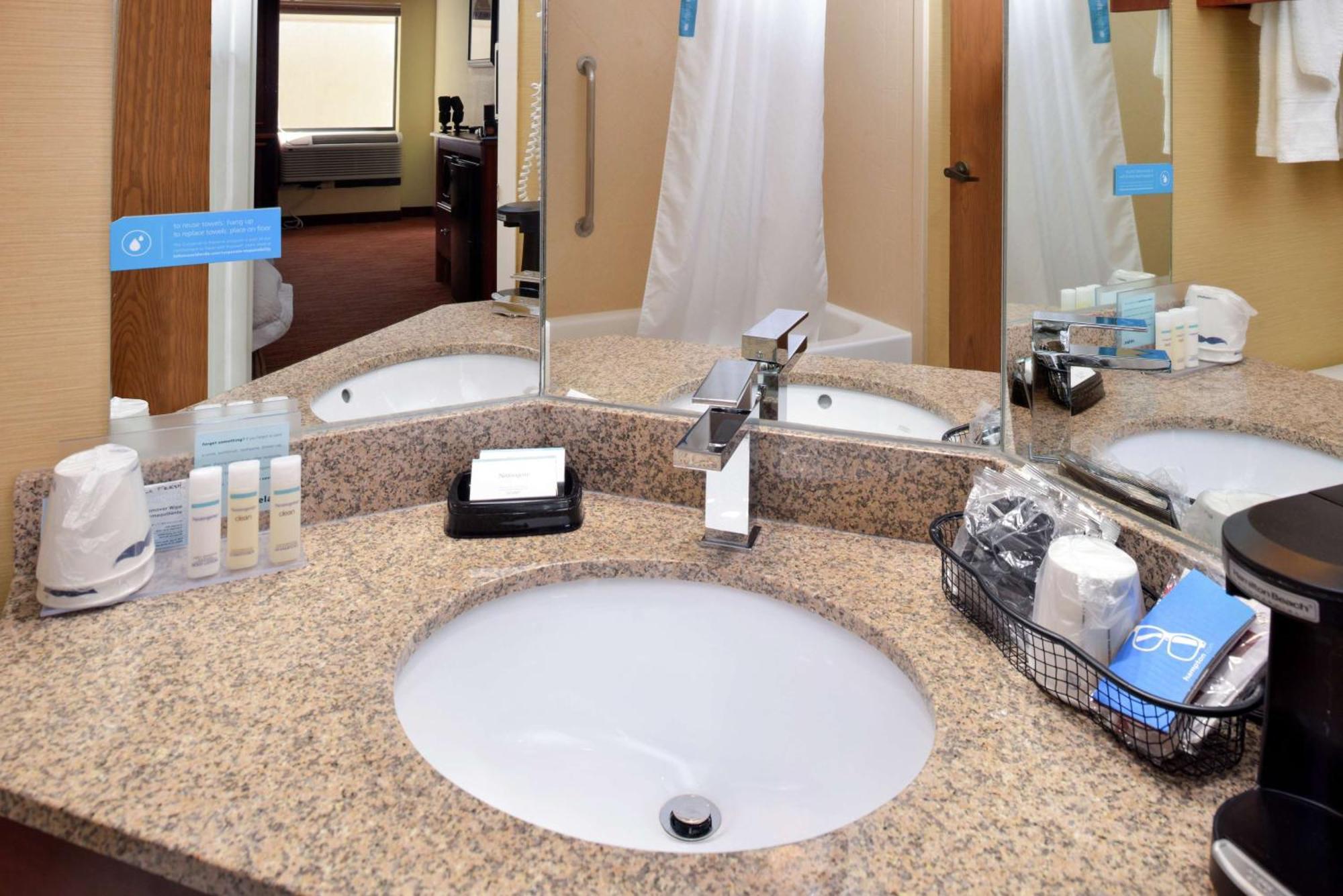 Hampton Inn Columbus-East Pickerington Buitenkant foto